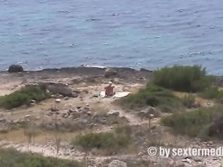 Heimlich eine Blondine auf Mallorca gefilmt