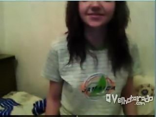 Delicinha mostrando o cuzinho dela na webcam